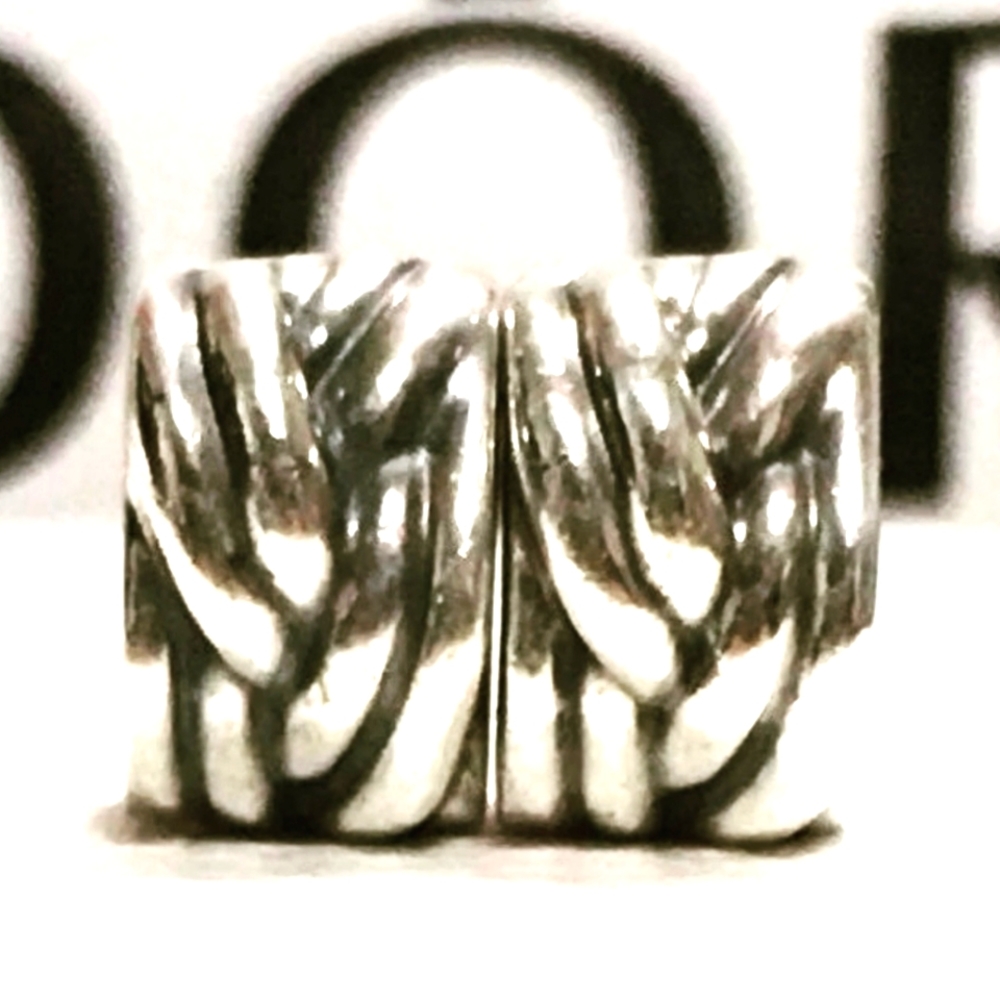 PAIR authentic Pandora clip " forget me not Braided clips " like new guarantee